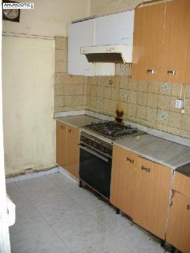 Piso en centre hist&ograve;ric de 89 m2