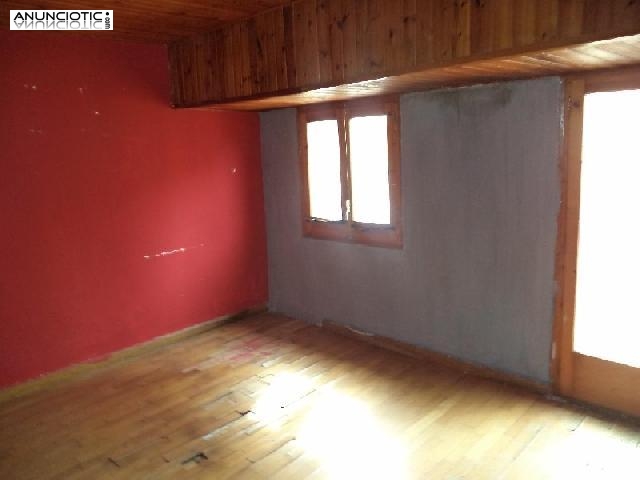 Piso en centre hist&ograve;ric de 97 m2