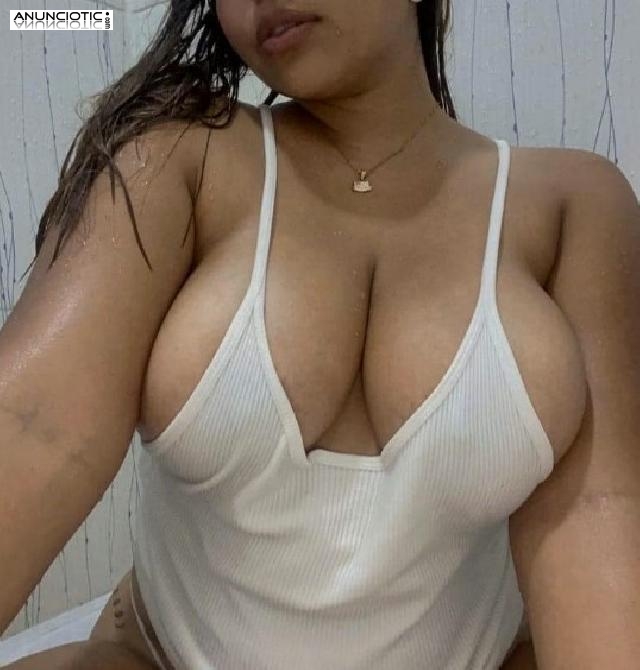 Estoy sola en mi casa .. quieres conmigo? ? ? ? 