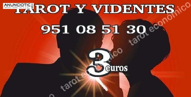 Descubre tu futuro a trav&eacute;s del tarot,.,.