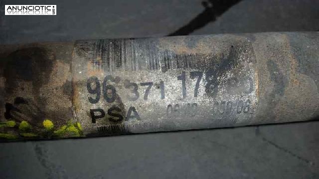 Transmision delantera derecha 3529988