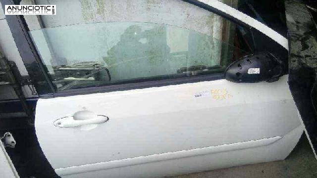 Puerta 900347 de ford focus berlina