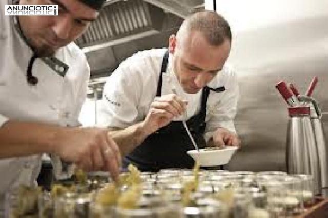 CURSO COCINERO PROFESIONAL con pr&aacute;cticas, matr&iacute;cula GRATIS. 