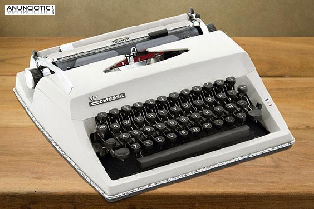 Maquina escribir  triumph. a&ntilde;os 70.