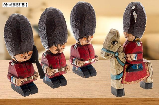 Figuras bobis madera a&ntilde;os 40