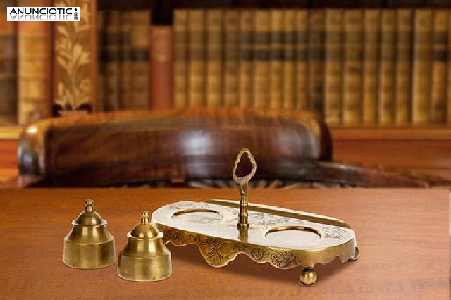 Escriban&iacute;a de bronce. a&ntilde;os 40