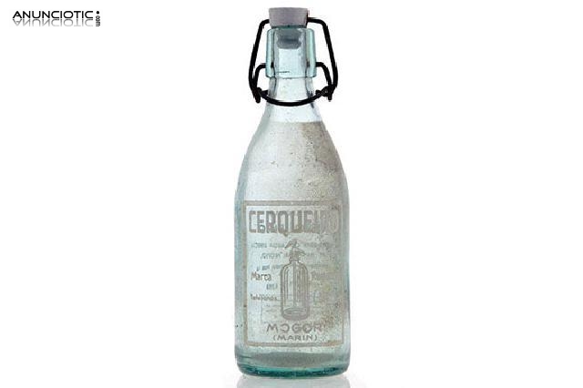 Botella peque&ntilde;a gaseosa cerqueiro
