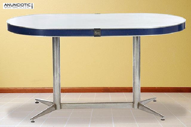 Mesa cromada, vegasa. a&ntilde;os 50.
