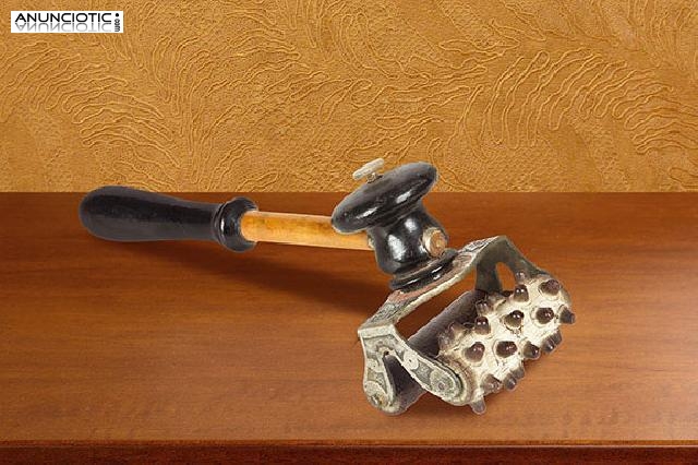 Masejeador brevete. a&ntilde;os 20