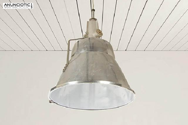 Foco industrial. a&ntilde;os 60