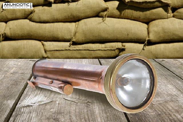 Linterna n&aacute;utica. a&ntilde;os 40.