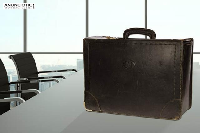 Malet&iacute;n de piel. a&ntilde;os 60.