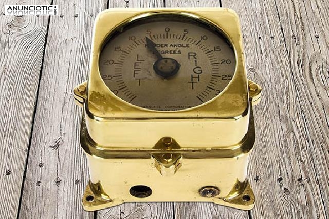 Indicador de &aacute;ngulo antiguo para tim&oacute;n