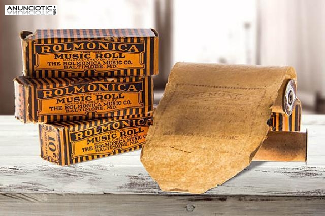 Antiguos rollos de papel para rolm&oacute;nica,