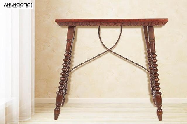 Mesa castellana en caoba. a&ntilde;os 40