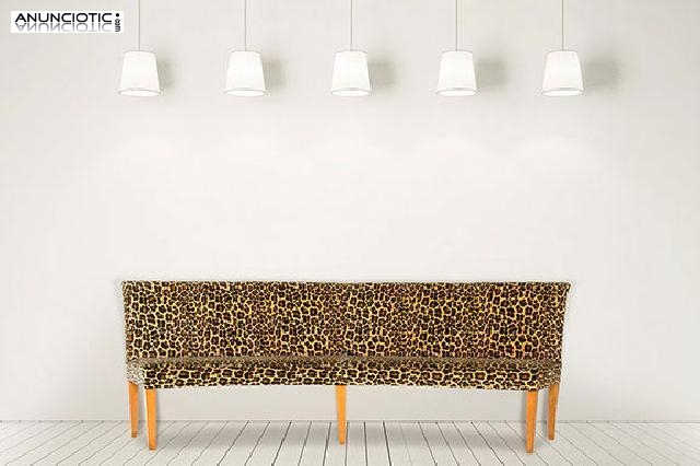 Sof&aacute; curvo print animal. a&ntilde;os 40.