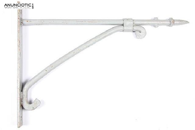 Antiguo brazo farol fundici&oacute;n.