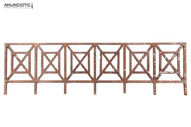 Reja hierro antigua para restauraci&oacute;n