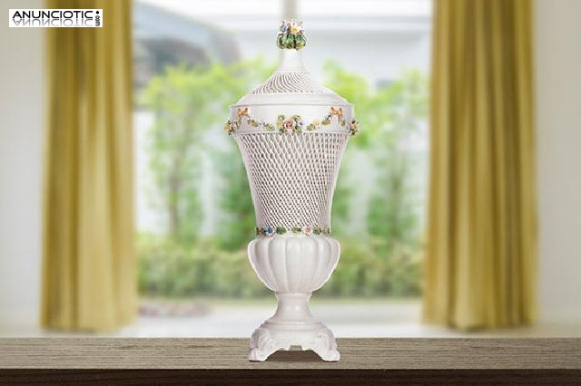 Jarr&oacute;n de s&egrave;vres antiguo