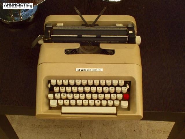 Se venden máquinas de escribir