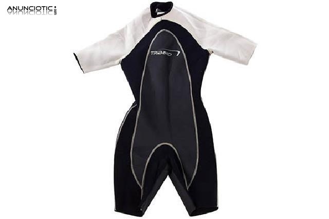 Neopreno de bodyboard tribord color negro. talla 14-16 a&ntilde;os.
