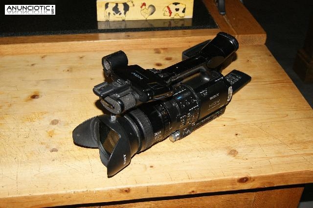 Sony Handycam HVR-Z1E Videoc&aacute;mara con muchos accesorios