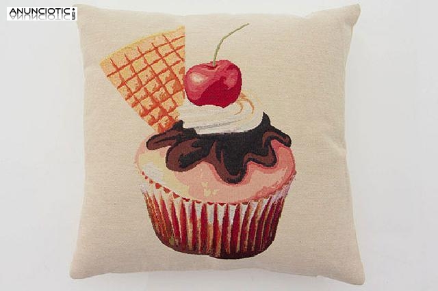Coj&iacute;n cupcake