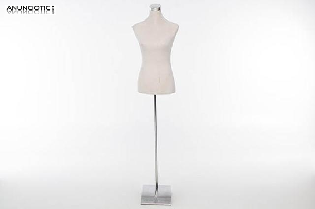 Maniqu&iacute; con soporte