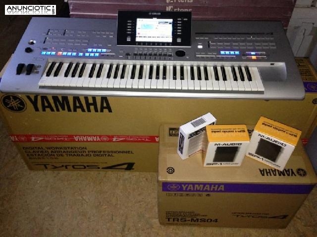 Yamaha Tyros4 61-Key Arranger Workstation Keyboard �1000