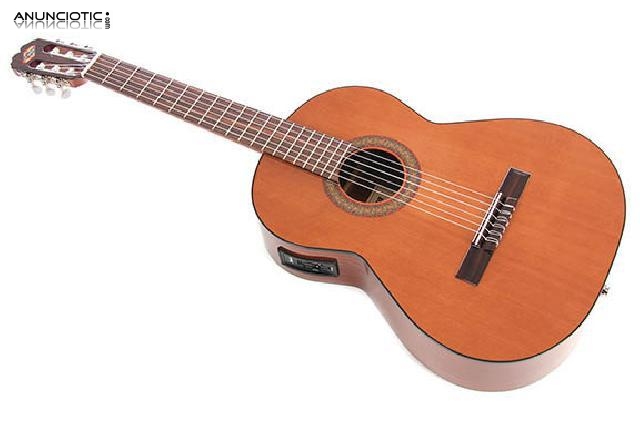 Admira malaga e guitarra cl&aacute;sica