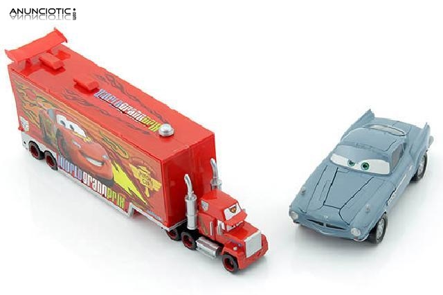 Coche y cami&oacute;n de cars