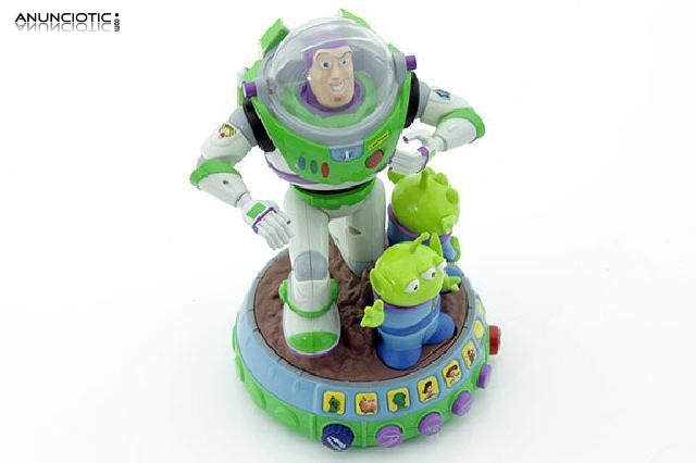 Mu&ntilde;eco musical buzz lightyear