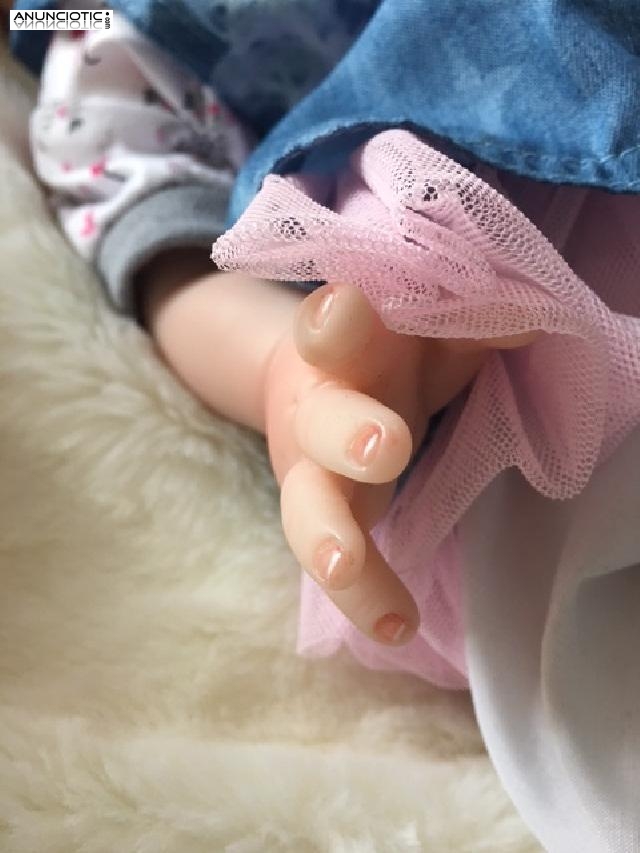 Mu&ntilde;eca reborn 55 cm y vinilo siliconado: adele