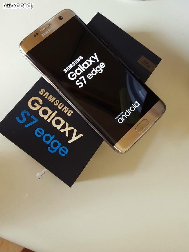  Samsung Galaxy S7 Edge with Gear VR in Box
