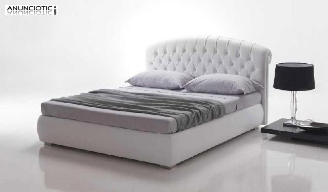 Cama matrimonial de dise&ntilde;o florida