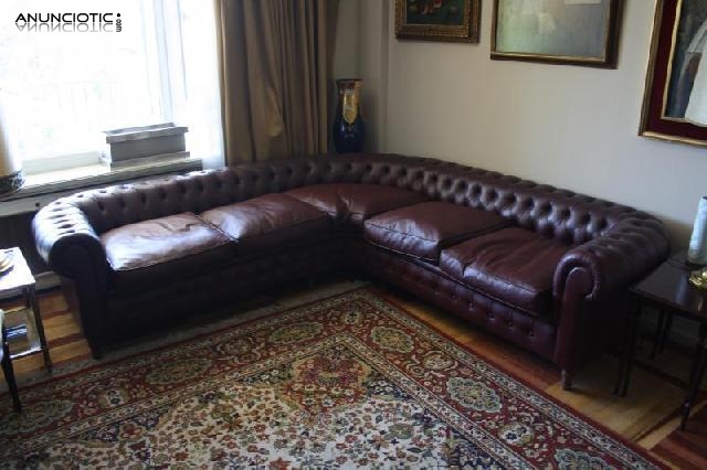 Sof&aacute; de esquina capiton&eacute;