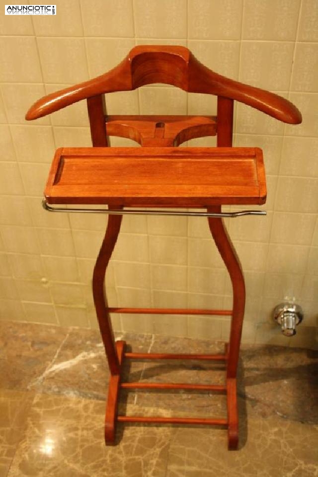 Gal&aacute;n de noche en madera