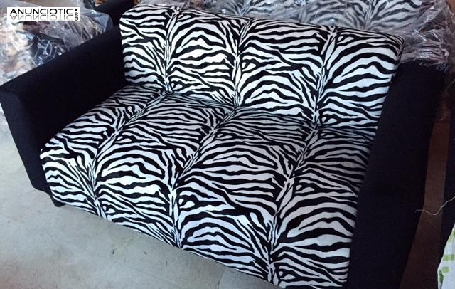 Se vende sof&aacute; de 2 plazas