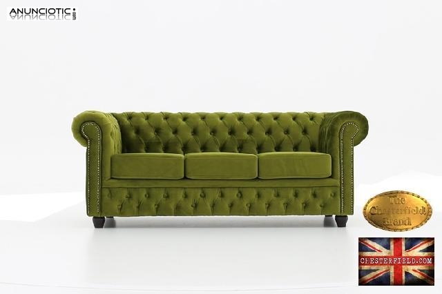 Sof&aacute; chester en terciopelo verde