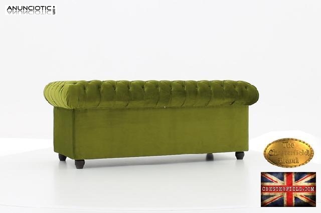 Sof&aacute; chester en terciopelo verde