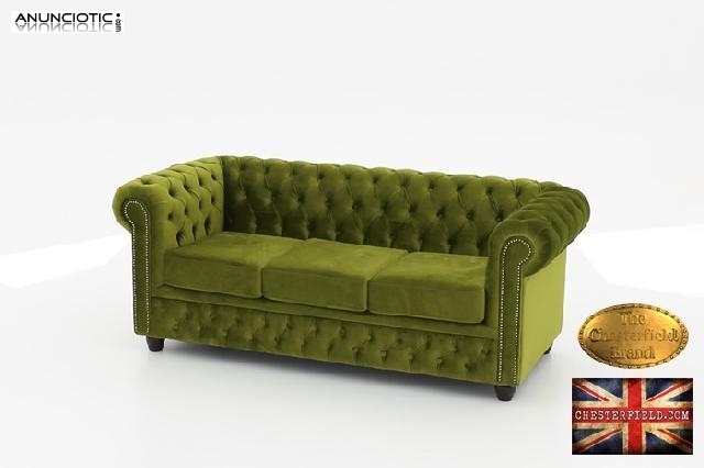 Sof&aacute; chester en terciopelo verde