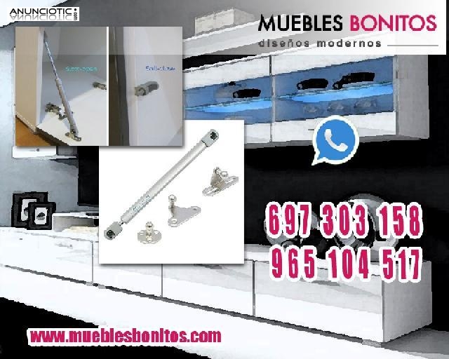 Mueble de sal&oacute;n blanco