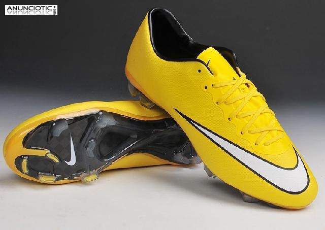 Vendemos: Adidas.NIKE.zapatos de f&uacute;tbol.35euros