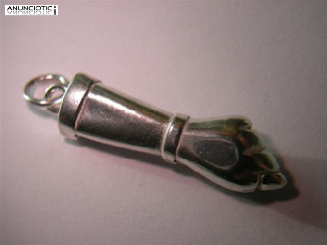 COLGANTE PU&Ntilde;O o FIGA