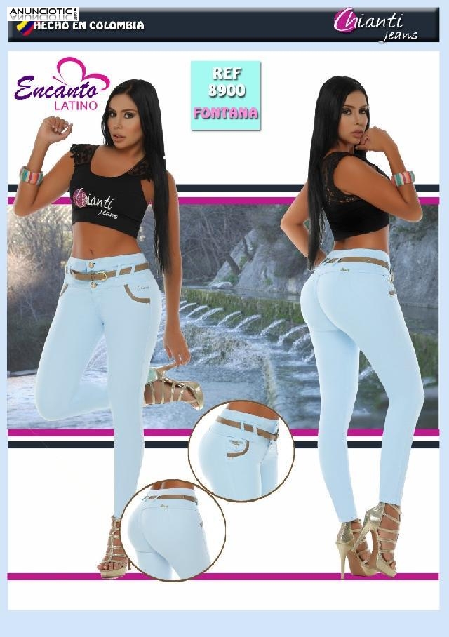 Lo ultimo de la moda, solo aqu&iacute; en Almeria.