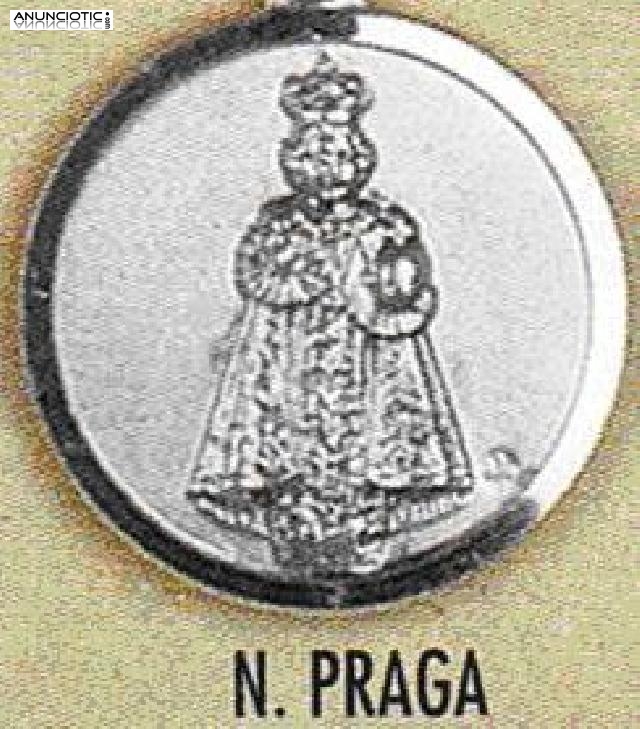 MEDALLAS NI&Ntilde;O JESUS DE PRAGA EN ORO Y EN PLATA.