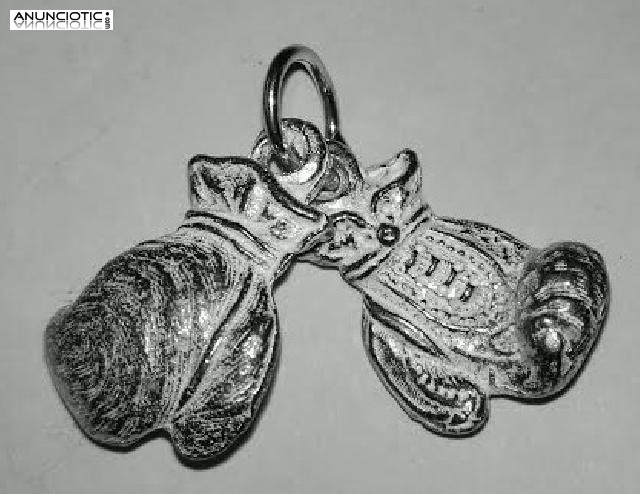 GUANTES BOXEO EN ORO &oacute; PLATA