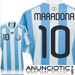 camiseta de f&uml;&sup2;tbol en el comercio mayorista.