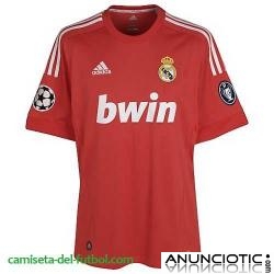 Profesional vende camiseta de f&uml;&sup2;tbol