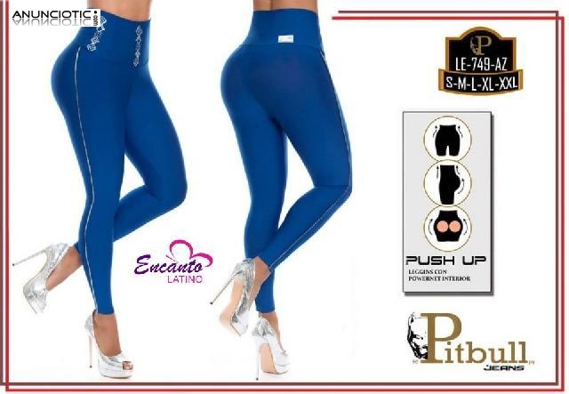 Ropas y zapatos de &uacute;ltima moda